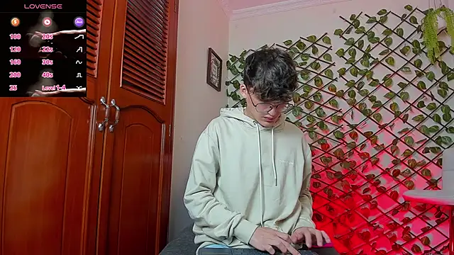 bellmontneon online show from December 2025 12:37:01 PM