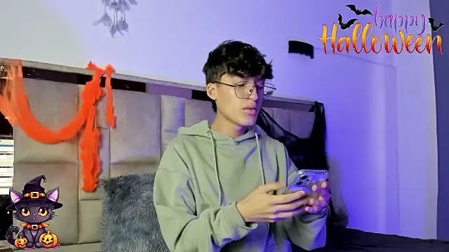 bellmontneon online show from October 2025 11:19:01 AM