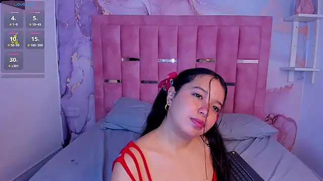 LunaWiill  online show from October 2025 03:24:01 PM