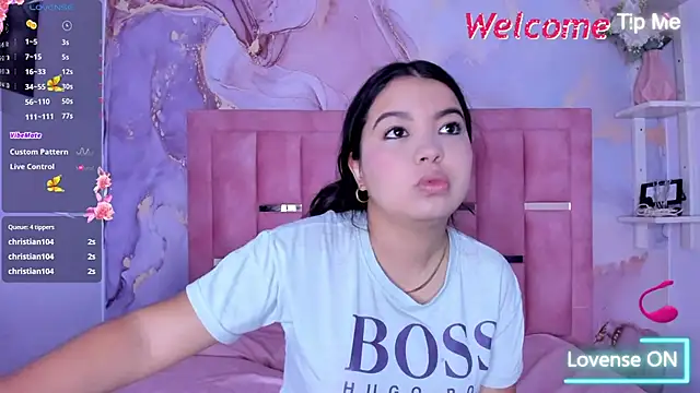 LunaWiill  online show from November 2025 12:05:02 PM