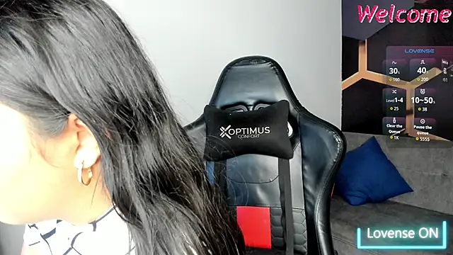 LunaWiill  online show from January 2026 09:40:01 PM