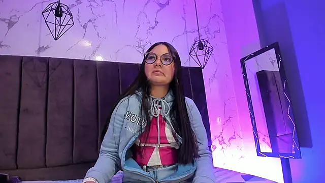 Kitty chs1 online show from September 2025 07:41:01 PM