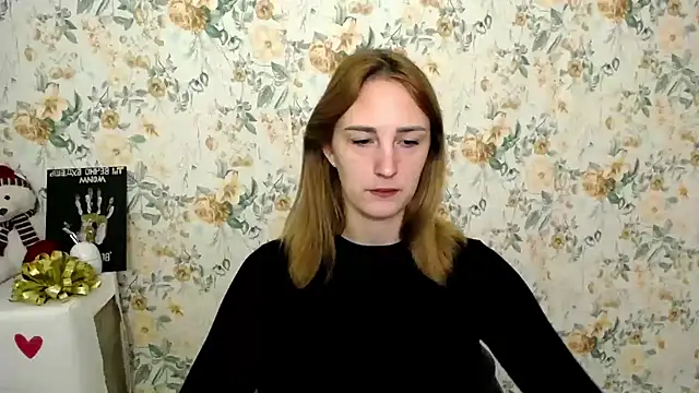 Milana Cutie  online show from October 2025 06:03:02 AM