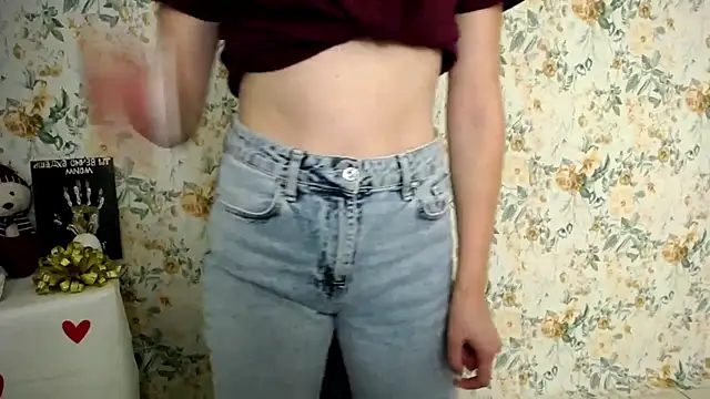 Milana Cutie  online show from September 2025 06:51:01 AM
