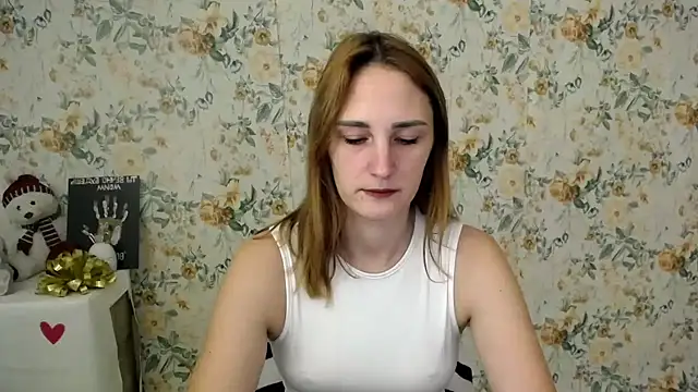 Milana Cutie  online show from October 2025 06:04:02 AM