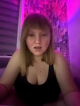 GretieLee online show from October 2025 05:17:01 PM
