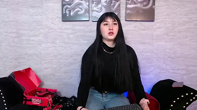 Snapshot of Daphnee-x chatting on December 2025 12:29:01 PM Daphnee-x online show from December 2025 12:29:01 PM