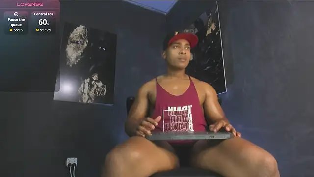 Snapshot of Noah_Black212 chatting on September 2025 01:40:01 PM Noah Black212 online show from September 2025 01:40:01 PM