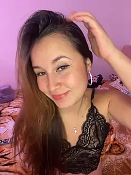 Snapshot of Swet_Violet chatting on October 2025 07:04:02 PM Swet Violet online show from October 2025 07:04:02 PM