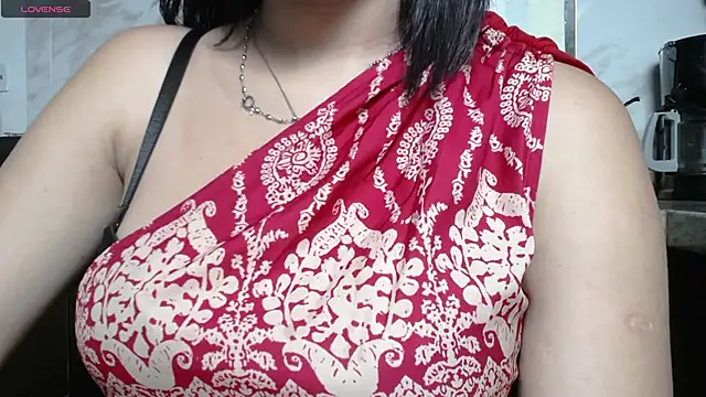 Snapshot of kashvi_ chatting on June 2026 07:24:01 PM kashvi online show from June 2026 07:24:01 PM