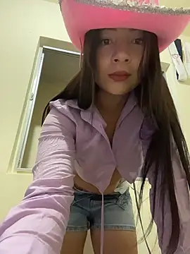 Snapshot of Karlee_Grey1 chatting on November 2025 02:59:01 AM Karlee Grey1 online show from November 2025 02:59:01 AM