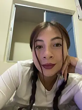 Snapshot of Karlee_Grey1 chatting on November 2025 03:01:02 AM Karlee Grey1 online show from November 2025 03:01:02 AM