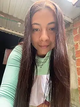 Snapshot of Karlee_Grey1 chatting on November 2025 04:21:01 PM Karlee Grey1 online show from November 2025 04:21:01 PM