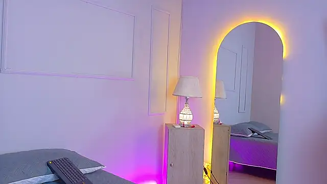 ElectraScot online show from December 2025 07:23:02 PM