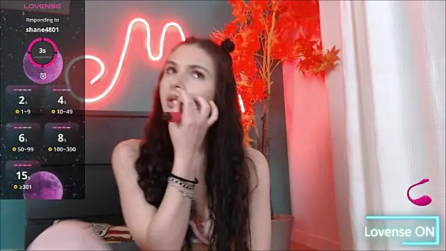 Moon Shard online show from December 2025 10:56:01 PM