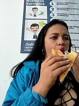 MILA  06 online show from November 2025 12:31:01 PM