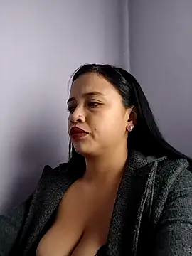 Snapshot of MILA__06 chatting on September 2025 01:50:02 PM MILA 06 online show from September 2025 01:50:02 PM