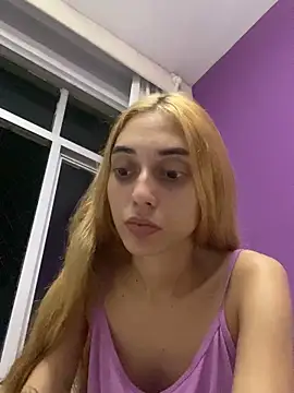 Snapshot of loirinhaaa chatting on February 2026 04:42:01 AM loirinhaaa online show from February 2026 04:42:01 AM