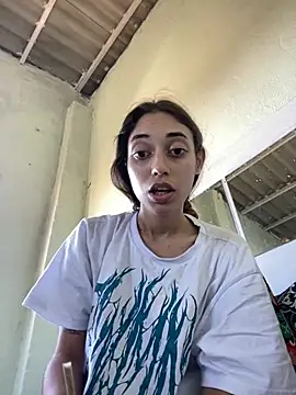 loirinhaaa online show from October 2025 03:46:01 PM