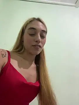 loirinhaaa online show from March 2026 07:35:01 PM