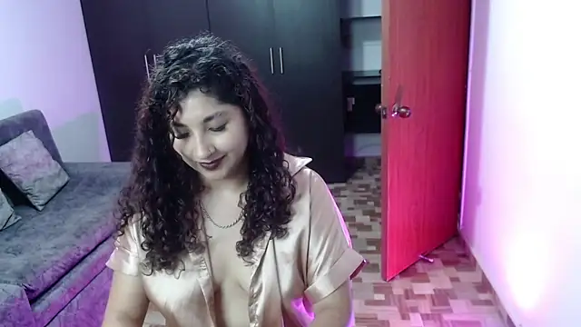 Gia Dior online show from February 2026 12:21:02 AM