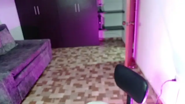 Gia Dior online show from February 2026 01:01:01 AM