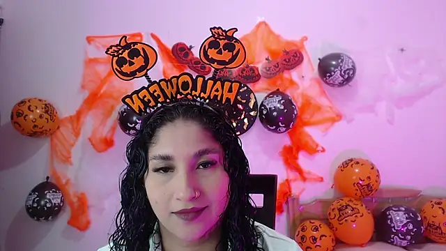 Gia Dior online show from October 2025 12:44:02 AM