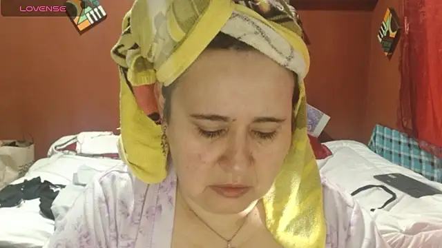 Snapshot of Sasharosee2 chatting on November 2025 12:53:02 PM Sasharosee2 online show from November 2025 12:53:02 PM