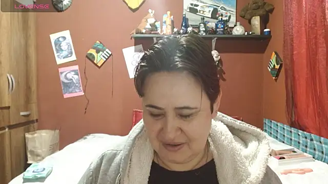 Snapshot of Sasharosee2 chatting on October 2025 12:17:02 PM Sasharosee2 online show from October 2025 12:17:02 PM