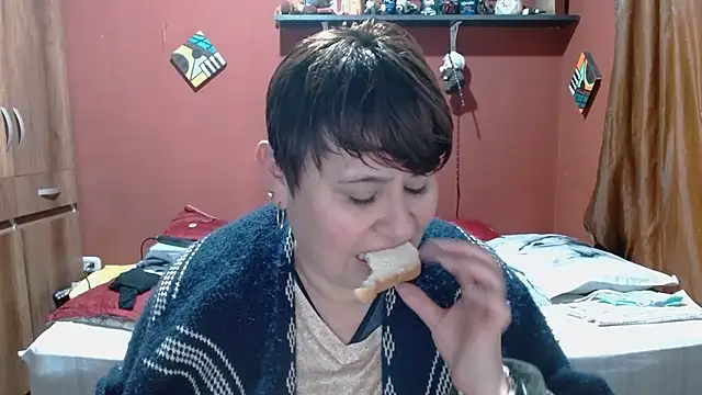 Snapshot of Sasharosee2 chatting on January 2026 12:08:02 PM Sasharosee2 online show from January 2026 12:08:02 PM