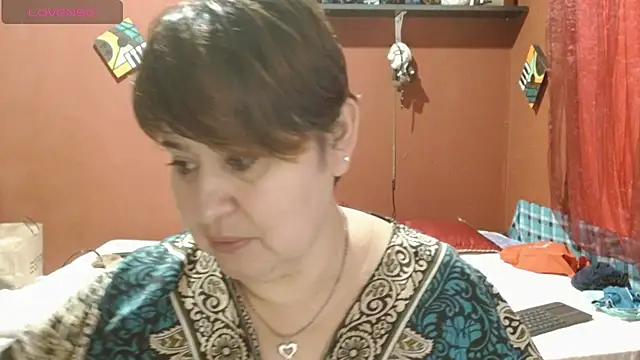 Snapshot of Sasharosee2 chatting on November 2025 12:42:01 PM Sasharosee2 online show from November 2025 12:42:01 PM