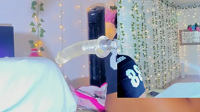 Snapshot of Ashley__Jones__ chatting on November 2025 05:02:01 PM Ashley Jones online show from November 2025 05:02:01 PM