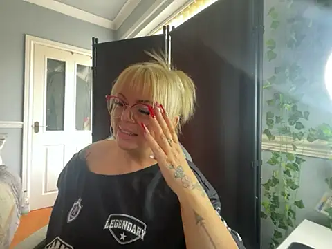 BonnyDesire online show from March 2026 02:43:01 PM