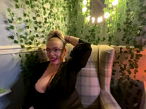 BonnyDesire online show from January 2026 08:03:01 PM