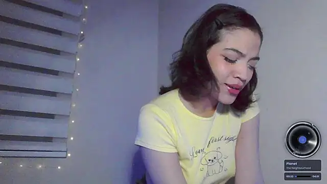 Snapshot of _curiouskitten_ chatting on November 2025 04:12:02 AM curiouskitten online show from November 2025 04:12:02 AM