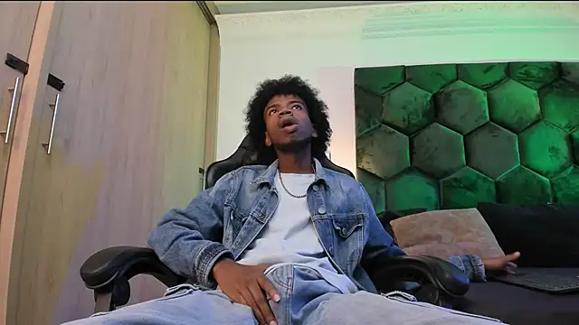 AllexJacob online show from February 2026 01:18:02 PM