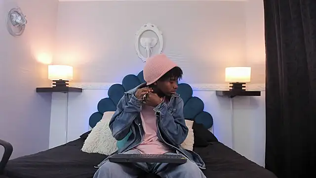 AllexJacob online show from September 2025 01:06:01 PM