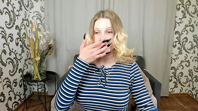 Snapshot of _Velvet_peach_ chatting on November 2025 11:14:01 AM Velvet peach online show from November 2025 11:14:01 AM