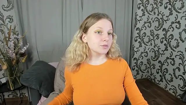 Snapshot of _Velvet_peach_ chatting on November 2025 11:09:02 AM Velvet peach online show from November 2025 11:09:02 AM