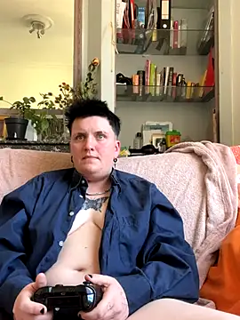 Snapshot of captaine_pioupiou chatting on September 2025 10:18:02 AM captaine pioupiou online show from September 2025 10:18:02 AM