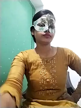 ms-naina online show from December 2025 06:40:01 PM