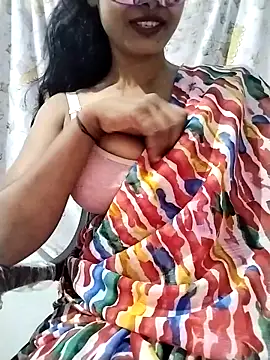 ms-naina online show from November 2025 07:06:01 PM