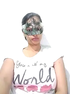 ms-naina online show from April 2026 05:10:02 PM