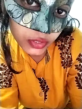 ms-naina online show from February 2026 07:14:01 PM