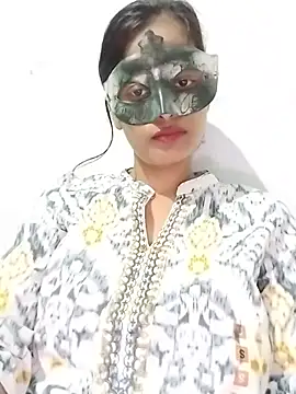 ms-naina online show from July 2026 07:10:01 PM