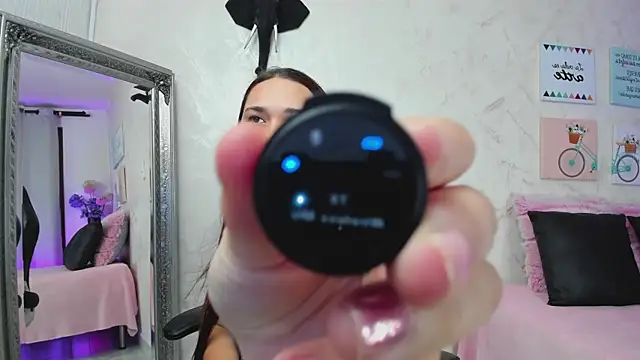 andre-baker online show from December 2025 10:21:02 PM