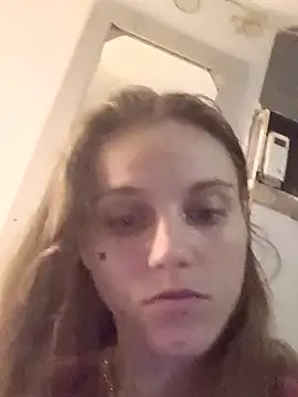 Snapshot of cicithtbitch chatting on October 2025 10:33:01 PM cicithtbitch online show from October 2025 10:33:01 PM