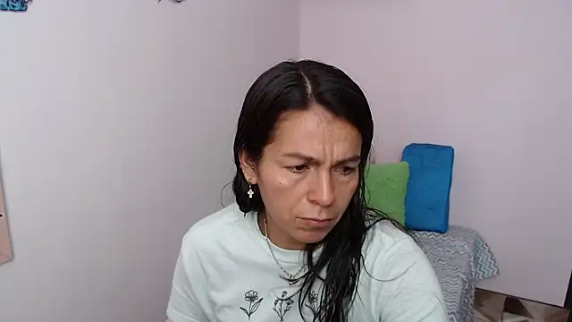 camilavargas  online show from March 2026 07:19:02 PM