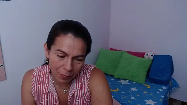 camilavargas  online show from March 2026 08:33:01 PM