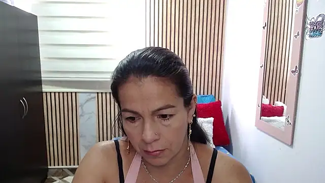 camilavargas  online show from June 2026 02:29:01 PM
